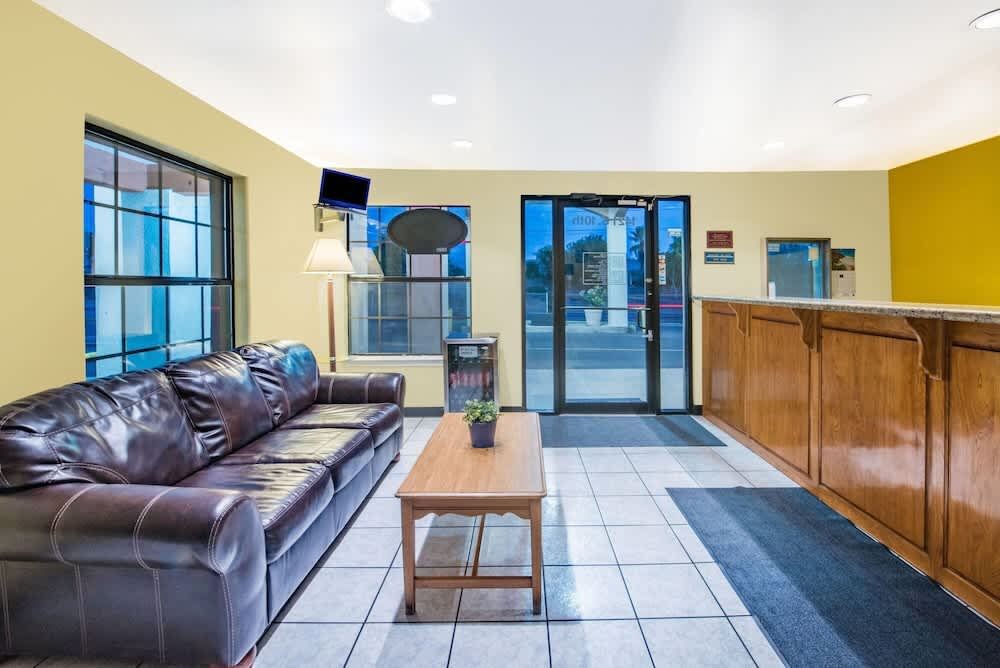 Days Inn by Wyndham McAllen 2