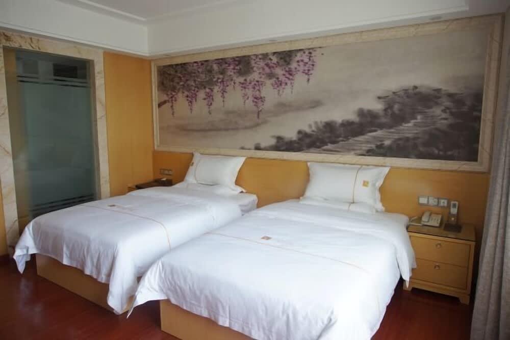 Companion Departure Hotel 2
