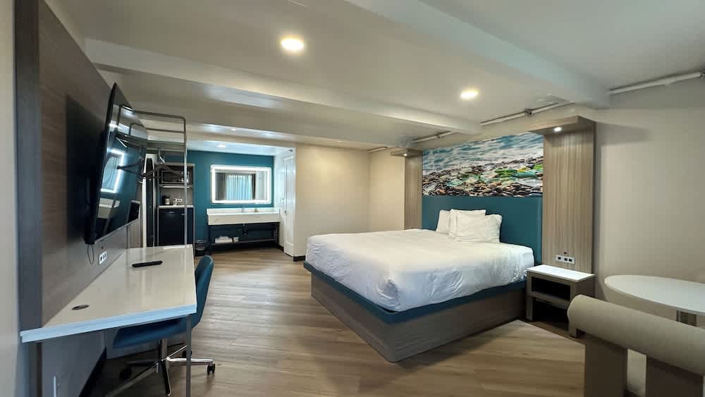 Costa Mesa Inn - Newport Beach Area 1
