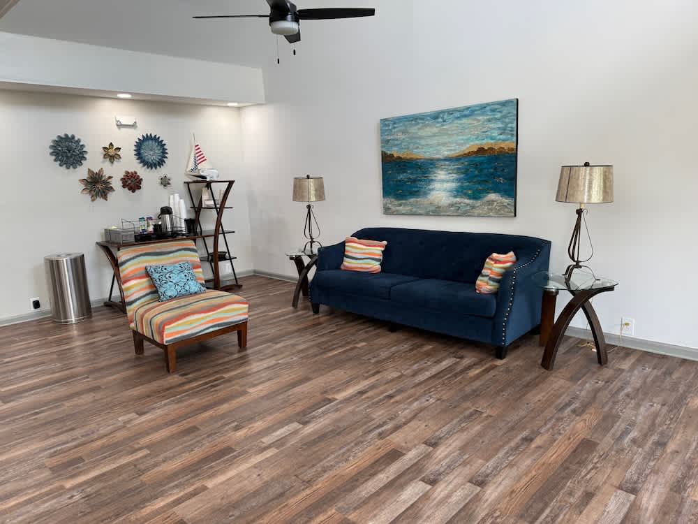 Brentwood Inn & Suites 2
