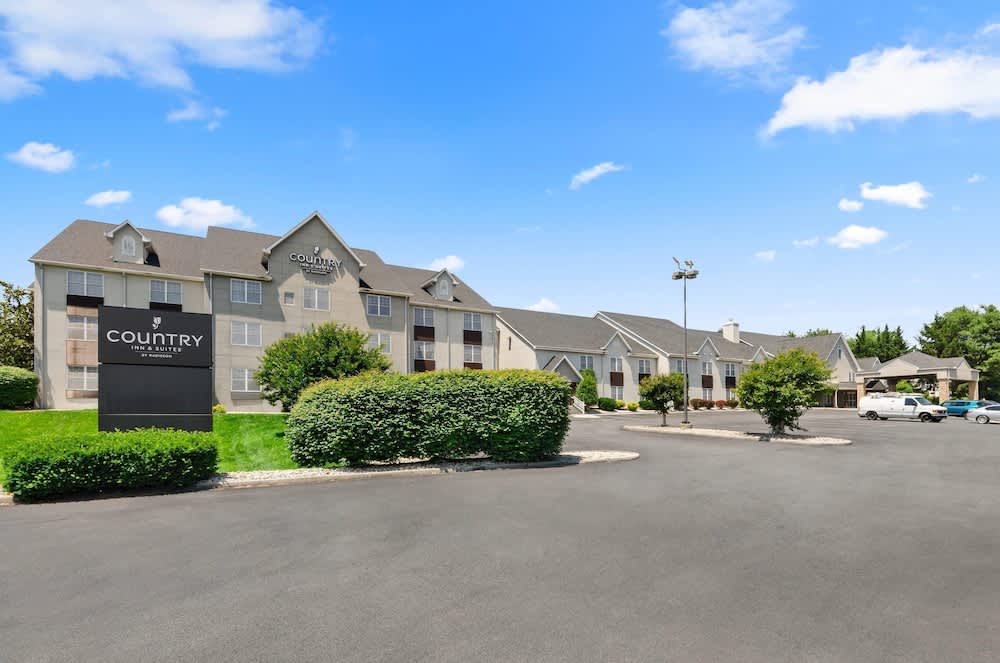 Country Inn & Suites by Radisson, Roanoke, VA 1