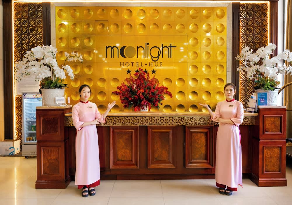 Moonlight Hotel Hue 1