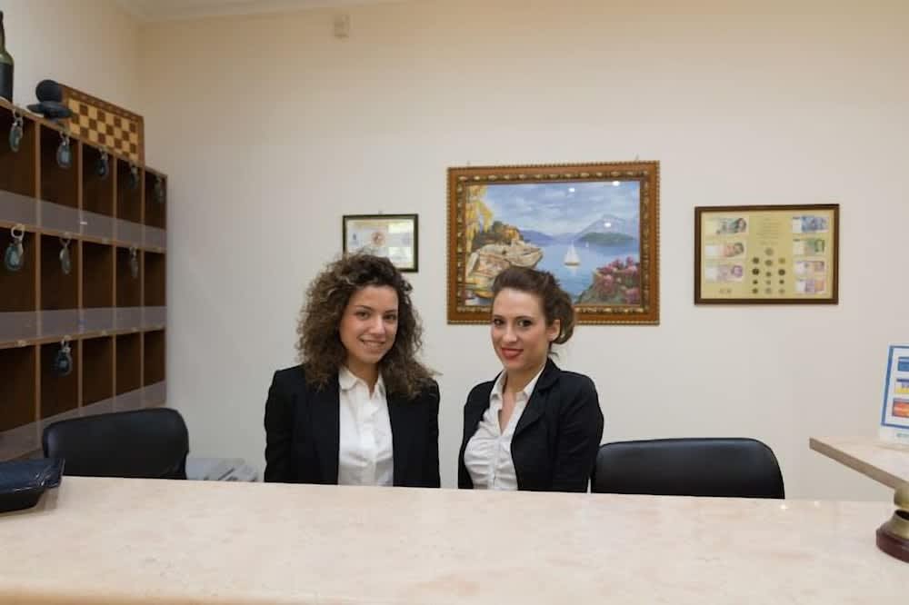 Hotel Florida Capo Rizzuto 1