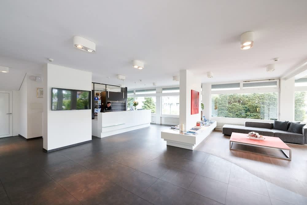 Hotel Holiday Thun 2