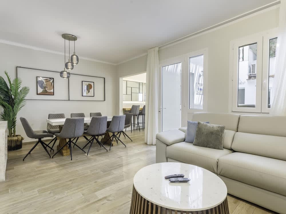 Sitges Centre Mediterranean House- 5 Bedroom, 4 Bathroom, Terrace Courtyard, Private Rooptop Pool 2