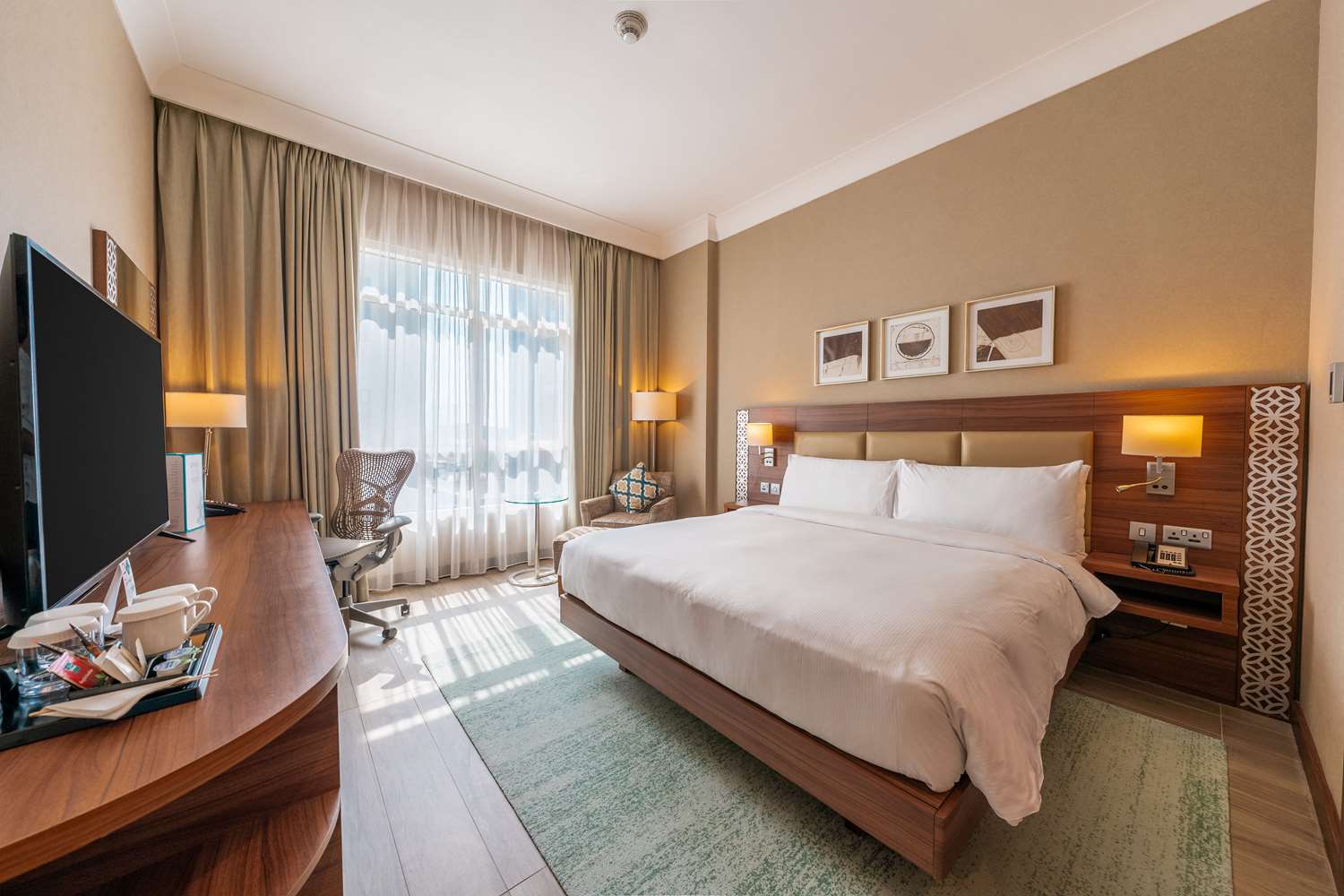 Hilton Garden inn Dubai Jumeirah 2