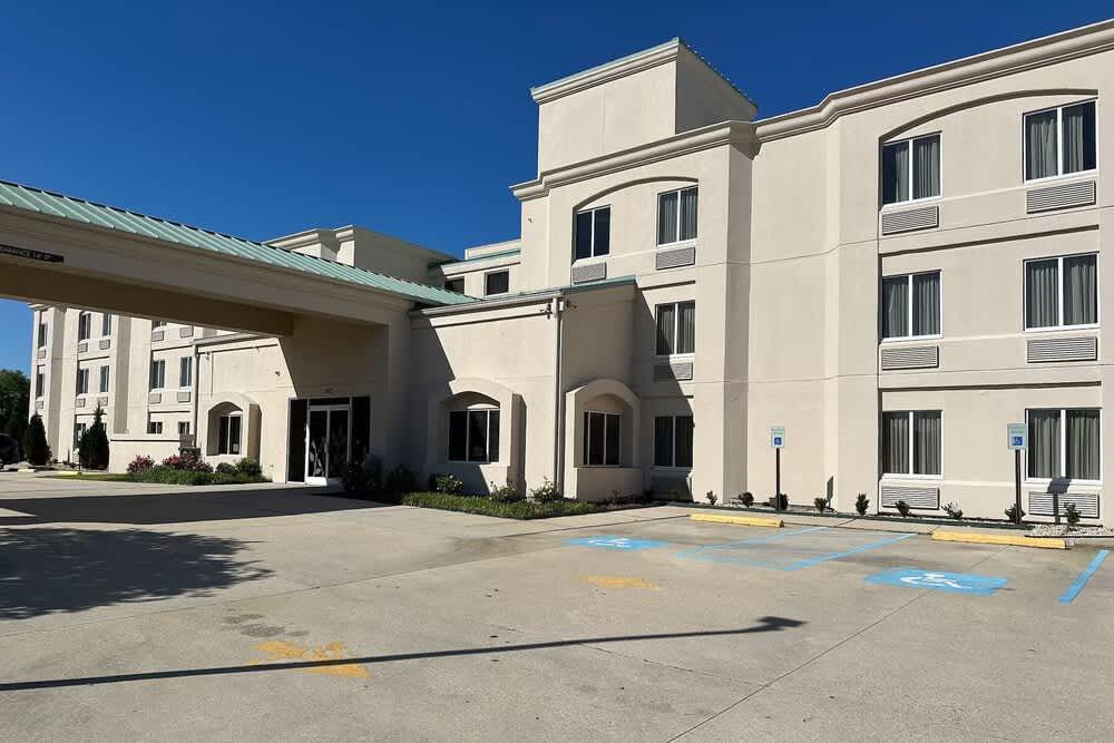 Baymont by Wyndham Slidell 1