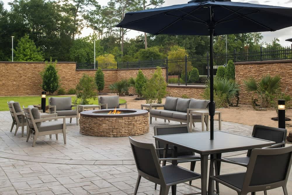 Courtyard by Marriott Houston City Place 1