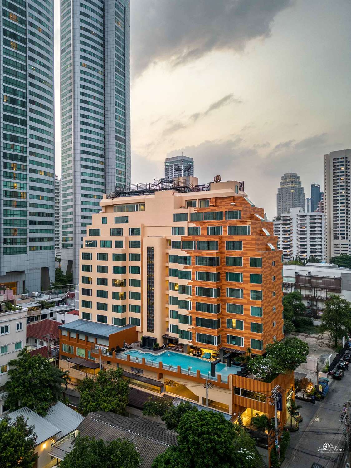 Golden Tulip Mandison Suites 2