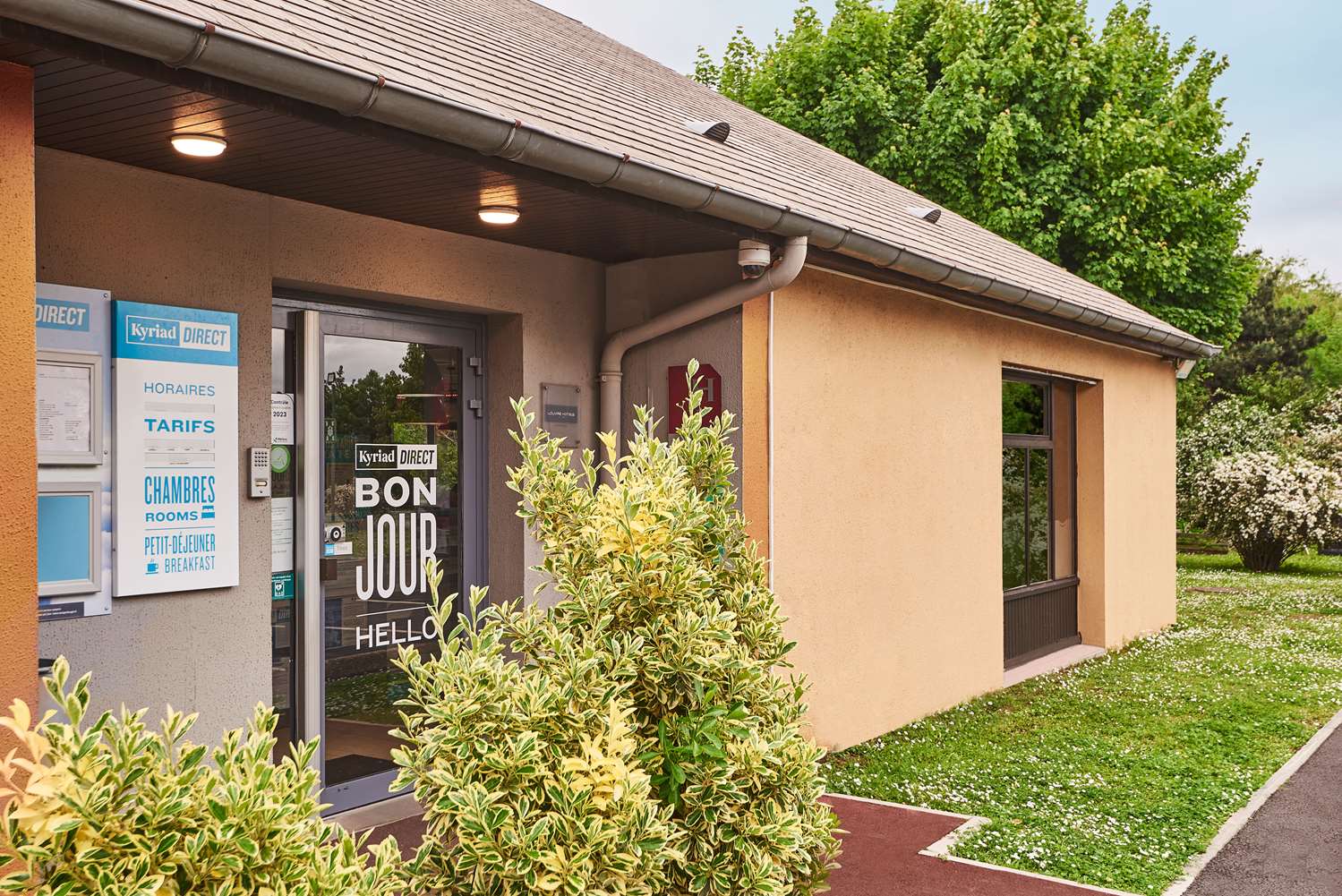 Kyriad Direct Le Bourget Gonesse 1