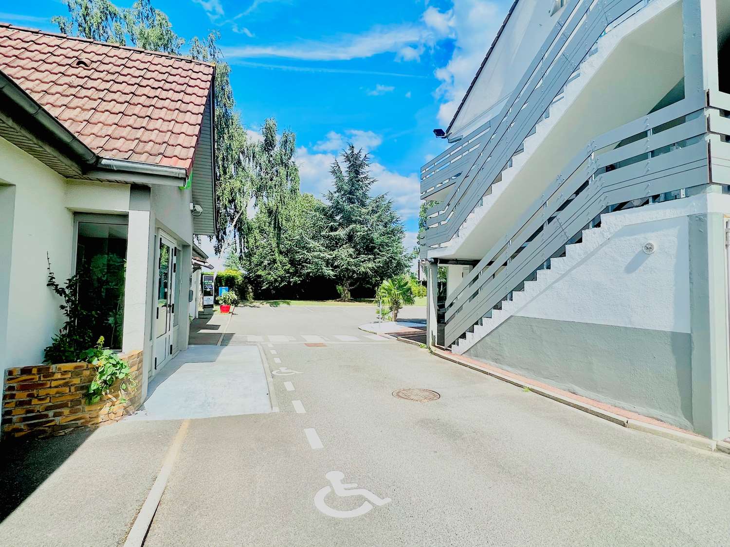 Campanile Montargis - Amilly 1