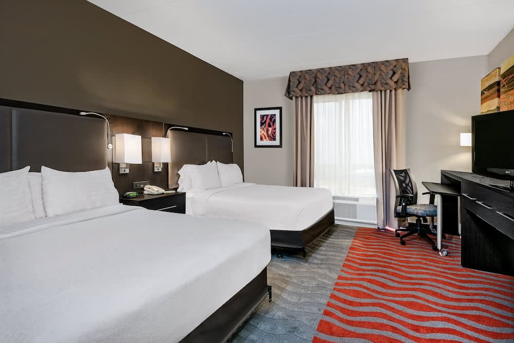 Holiday Inn & Suites COLLEGE STATION-AGGIELAND by IHG 1
