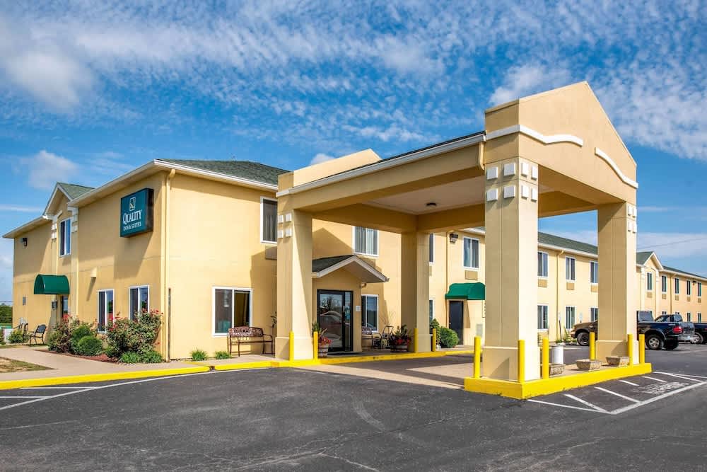Quality Inn & Suites Brandenburg - Fort Knox 1
