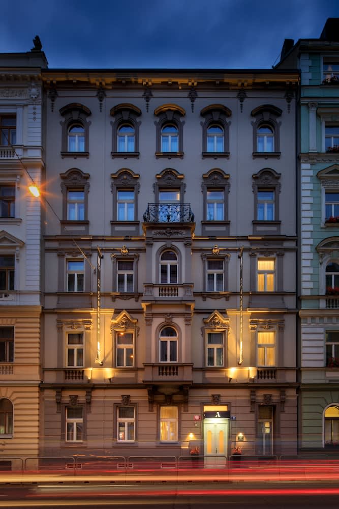 Avenue Legerova 19 1