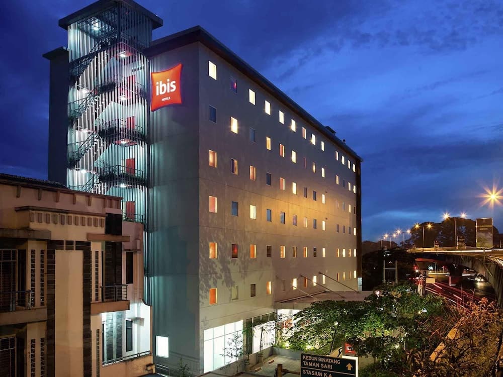 Ibis Bandung Pasteur 1