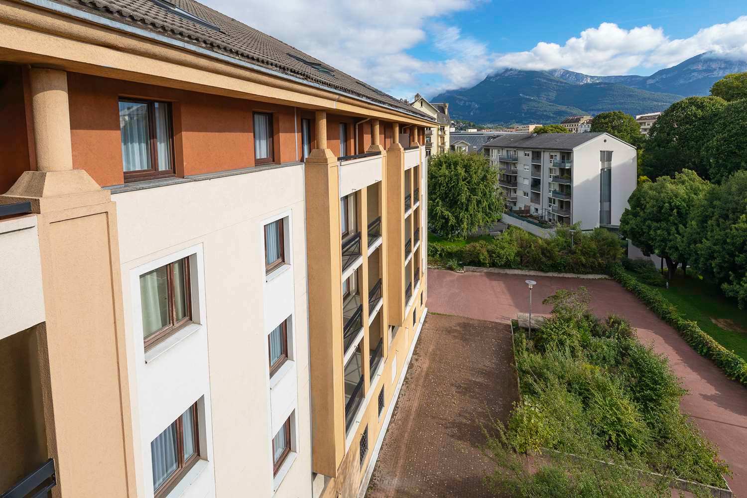 Kyriad Chambéry Centre - Hôtel et Résidence 2