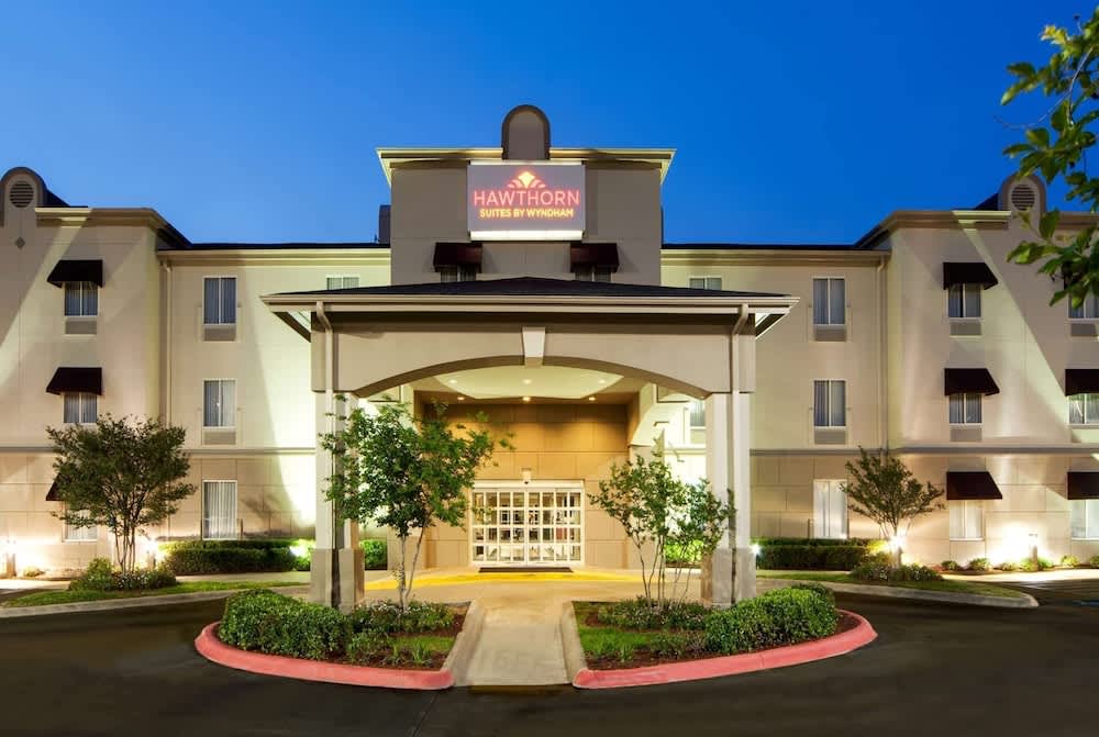 Hawthorn Extended Stay by Wyndham College Station 1