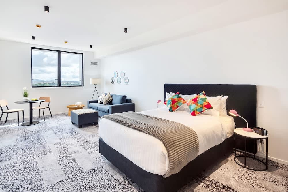Roomie Apartment Hotel 1