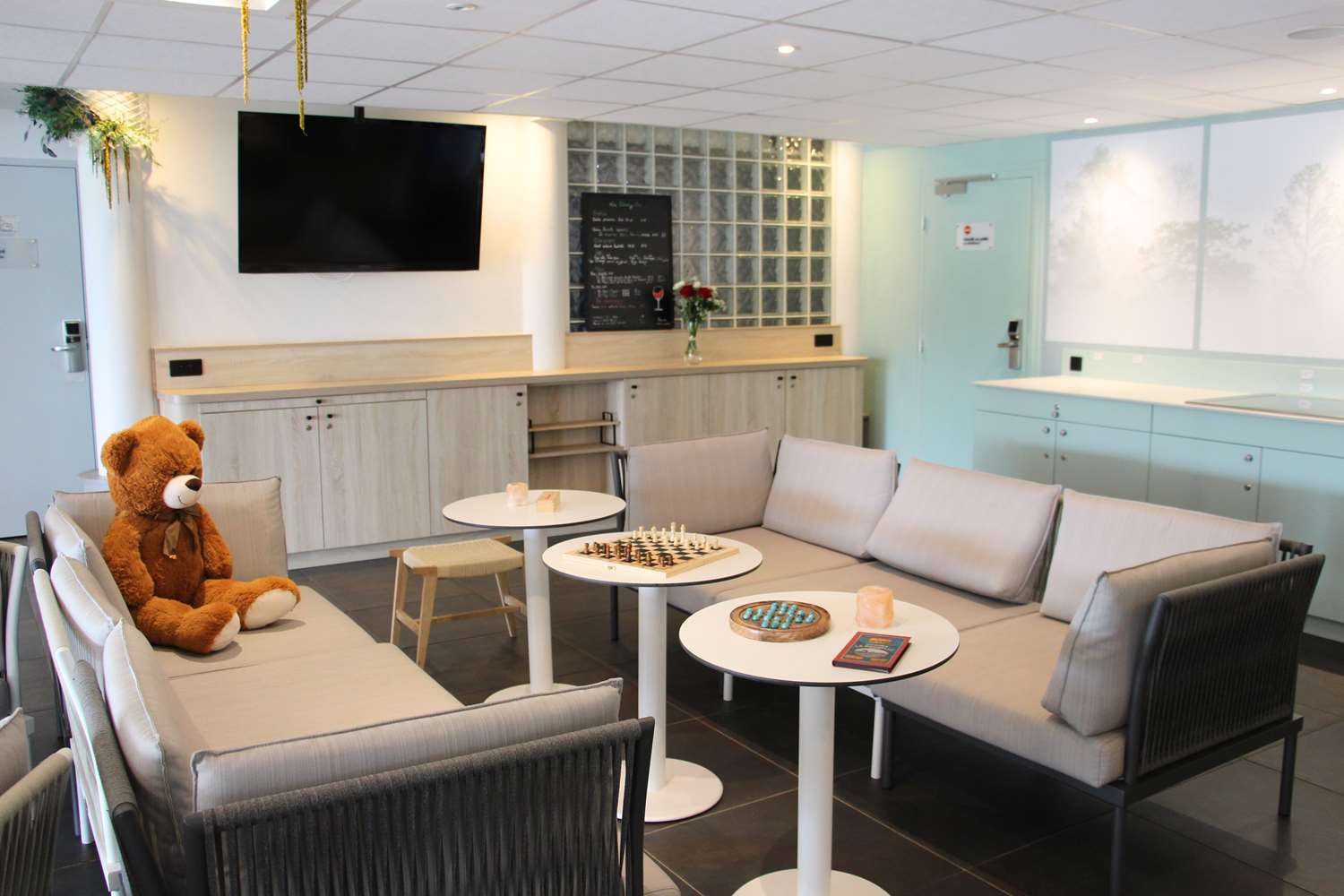 Hôtel Kyriad La Rochelle Centre Ville 1