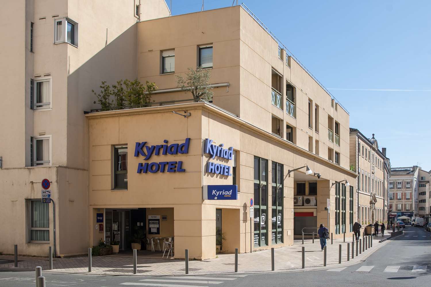 Kyriad Villefranche Sur Saone Porte du Beaujolais -Rénové- 1