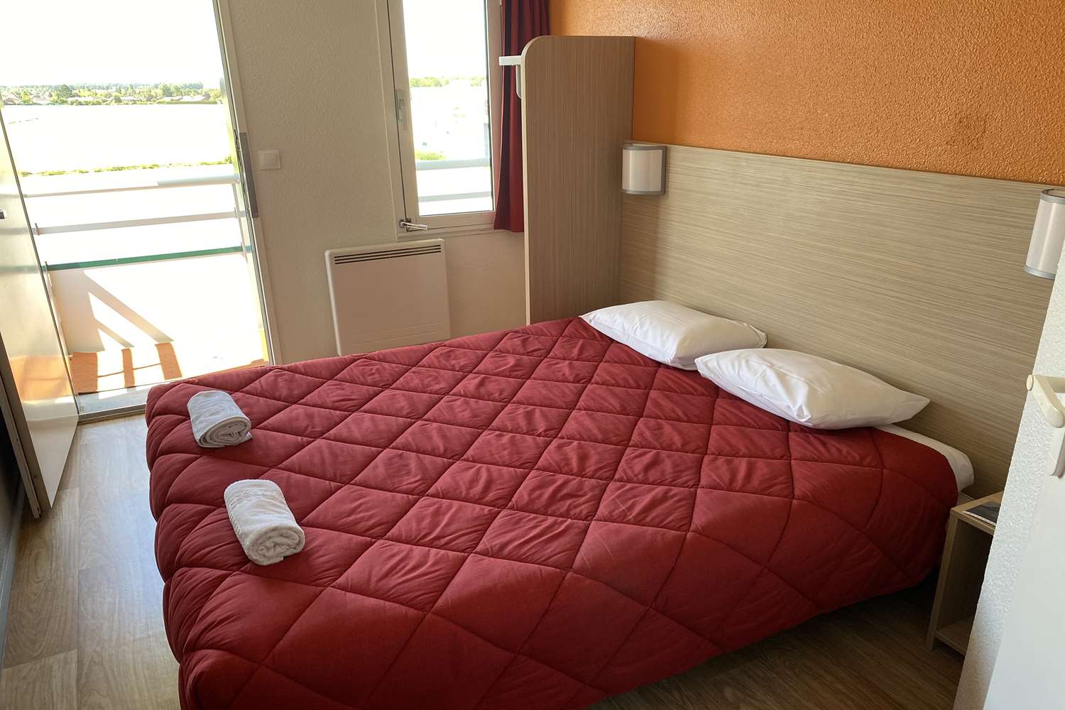 FASTHOTEL cambrai 1