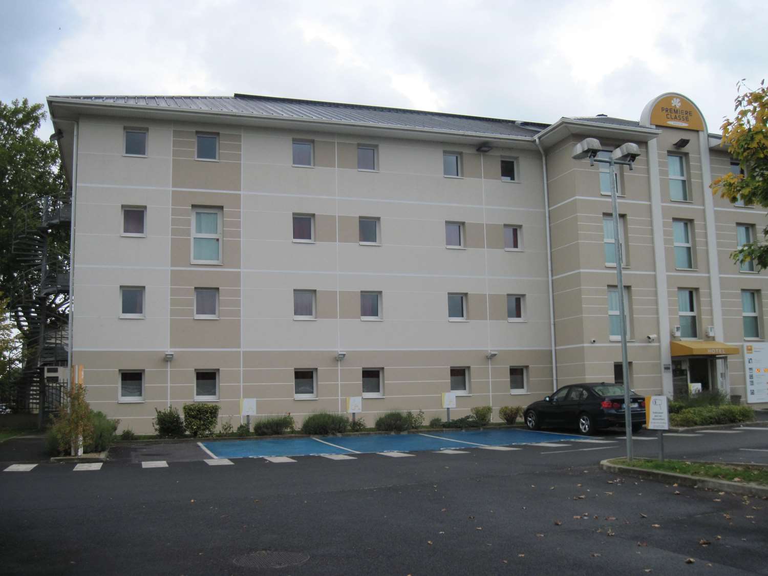 Première Classe Epernay 2