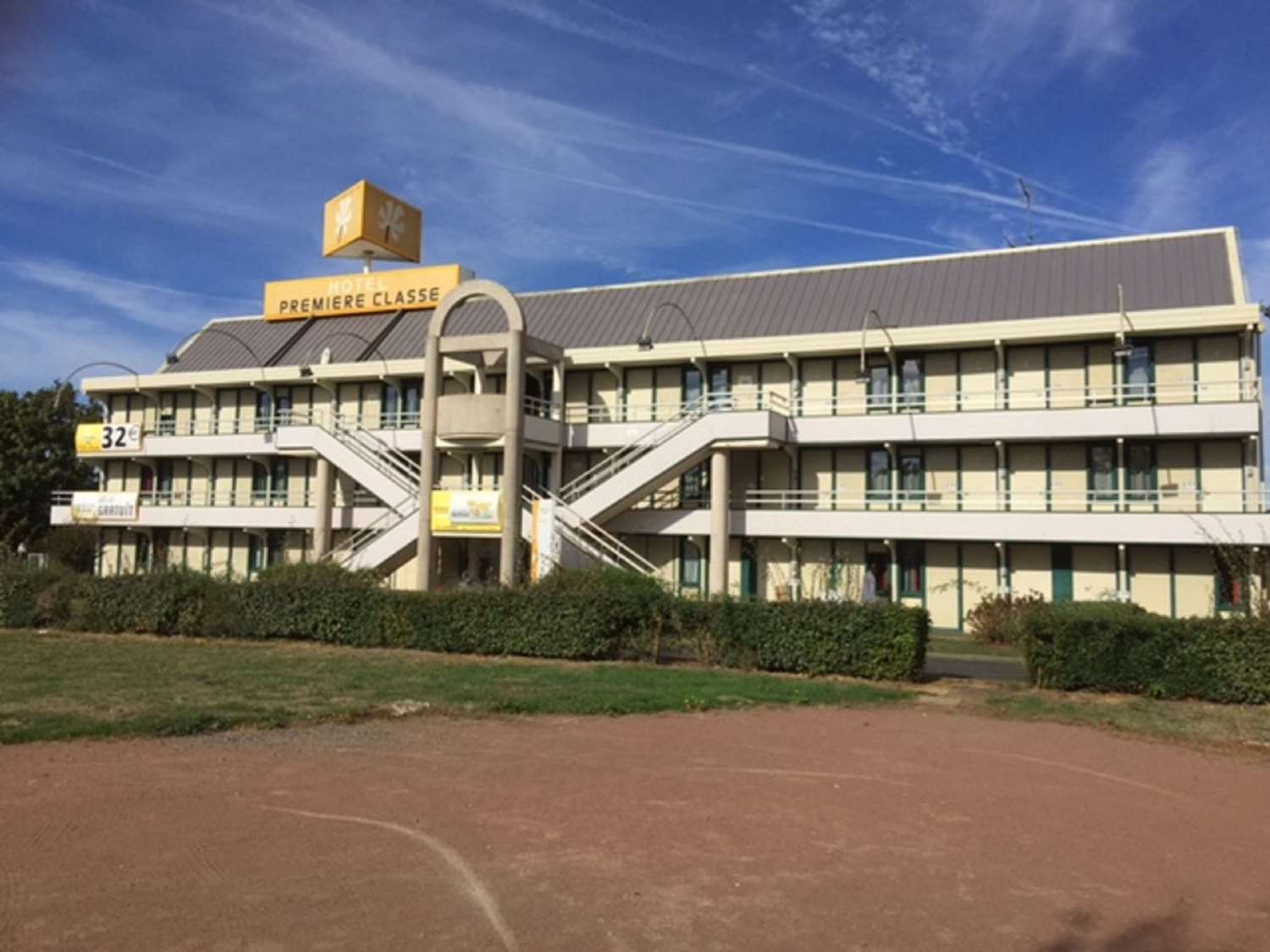 Premiere Classe Niort Est La Creche 1