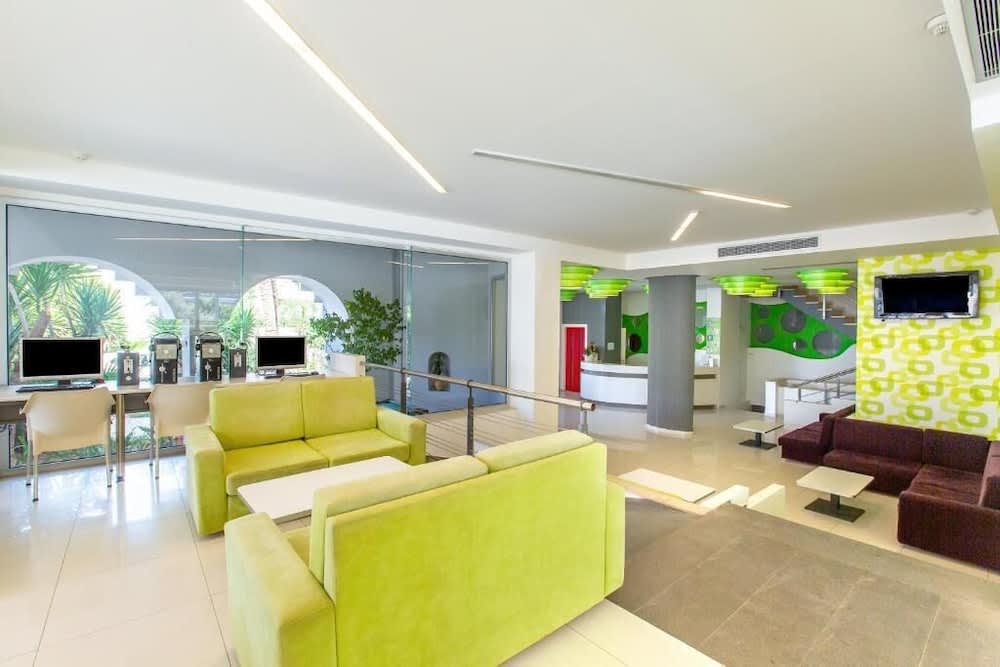 Hermes Hotel 1