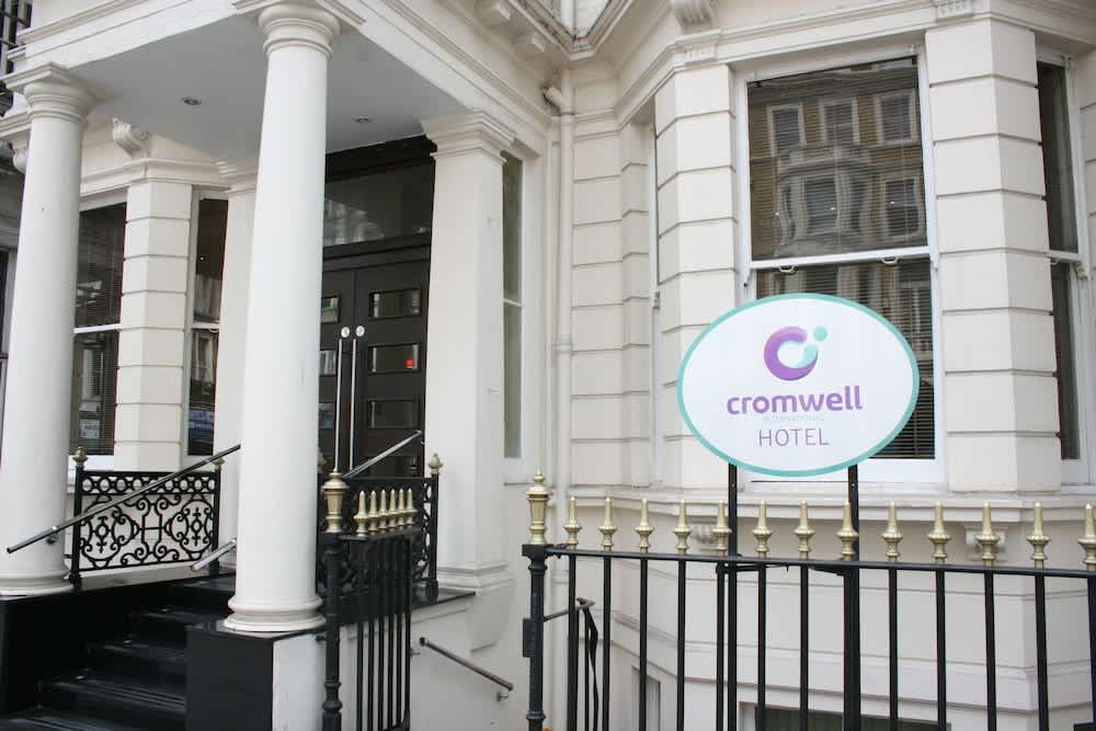 Cromwell Hotel 1