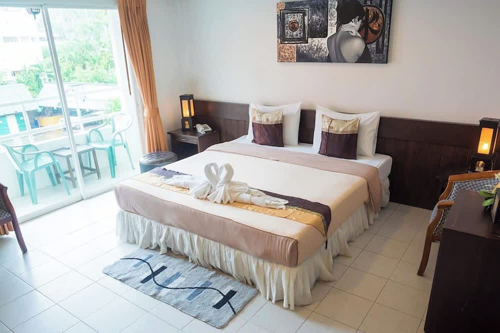 The Nice Patong Hotel 1