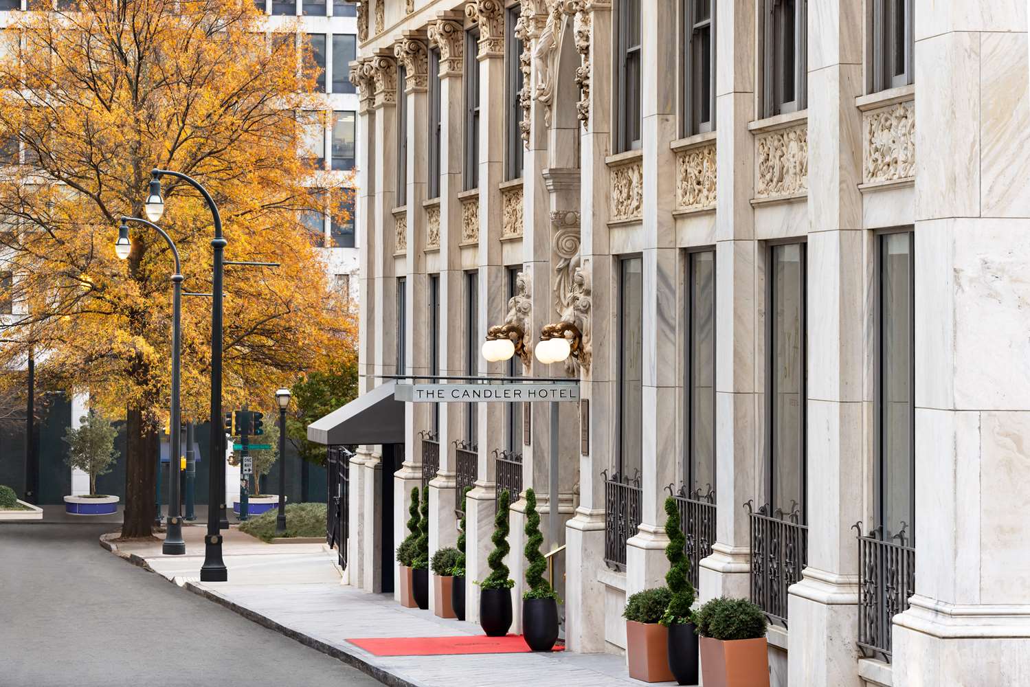 The Candler Hotel Atlanta, Curio Collection by Hilton 1