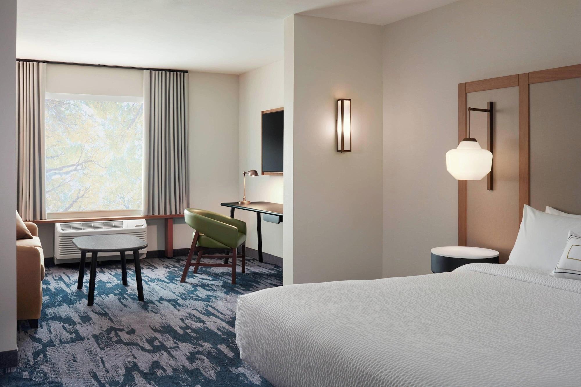 Fairfield by Marriott Inn & Suites Clear Lake 1