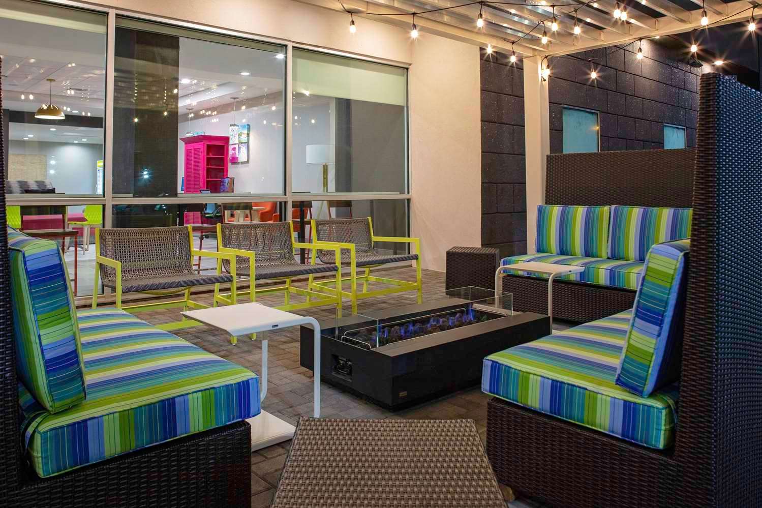 Home2 Suites By Hilton Baton Rouge Citiplace 2