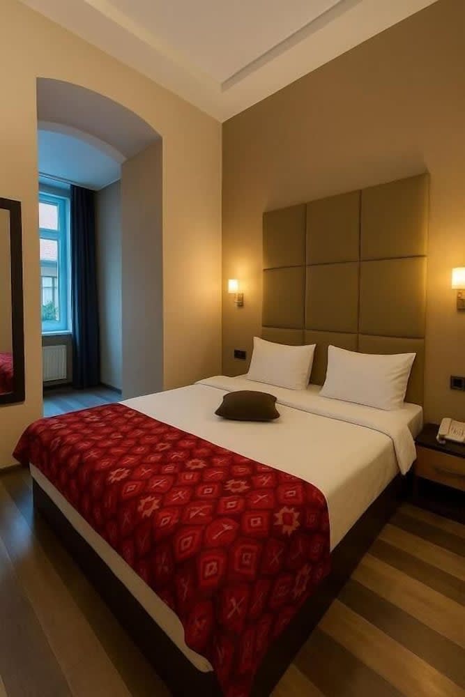 Garden De Baku Hotel 2