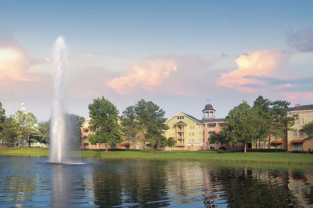 Disney's Saratoga Springs Resort & Spa 1