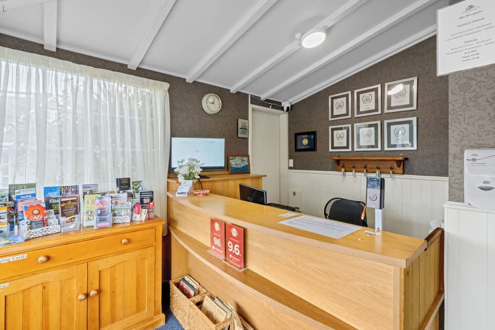 Cottage Mews Motel 2