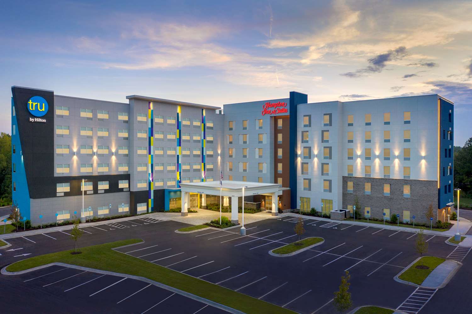 Tru By Hilton Charlotte Airport Lake Pointe 1