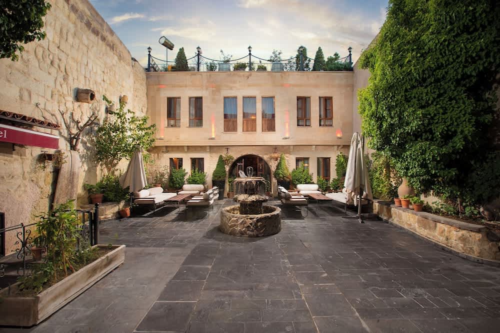 Aja Cappadocia Cave Hotel 1