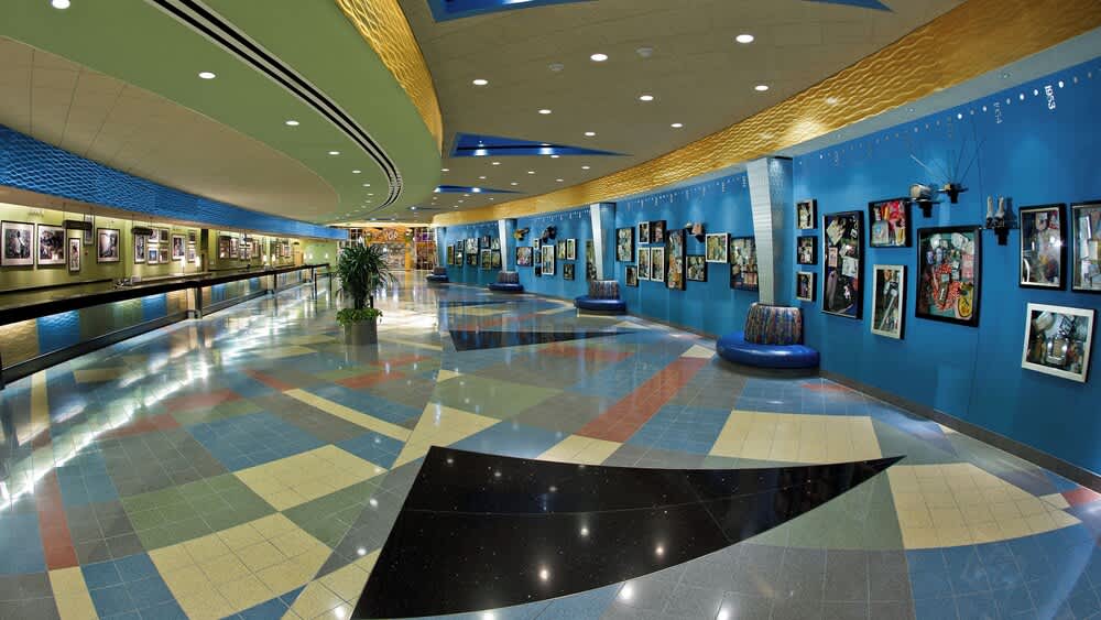 Disney's Pop Century Resort, Lake Buena Vista | Best deals