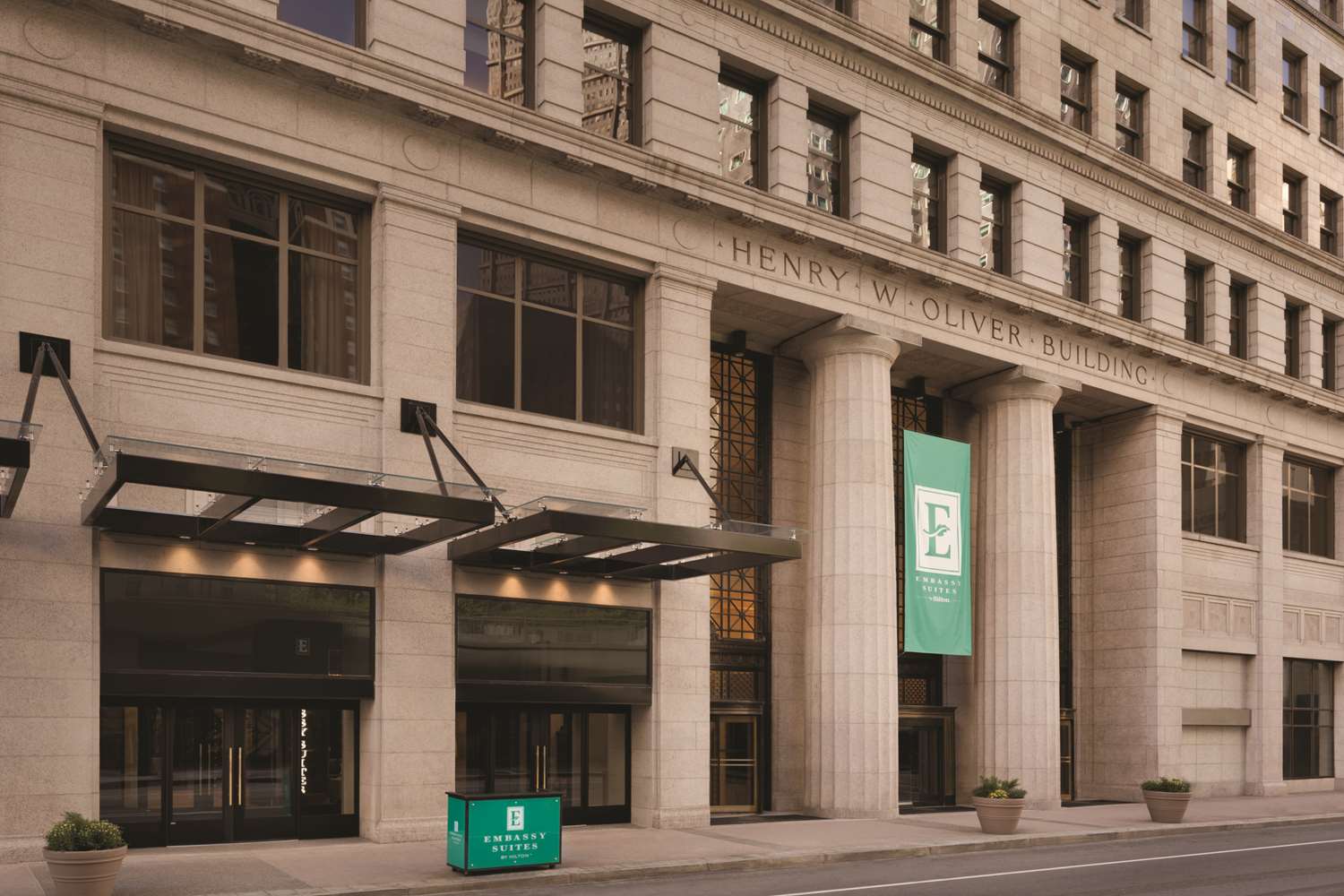 Embassy Suites Pittsburgh Downtown 1