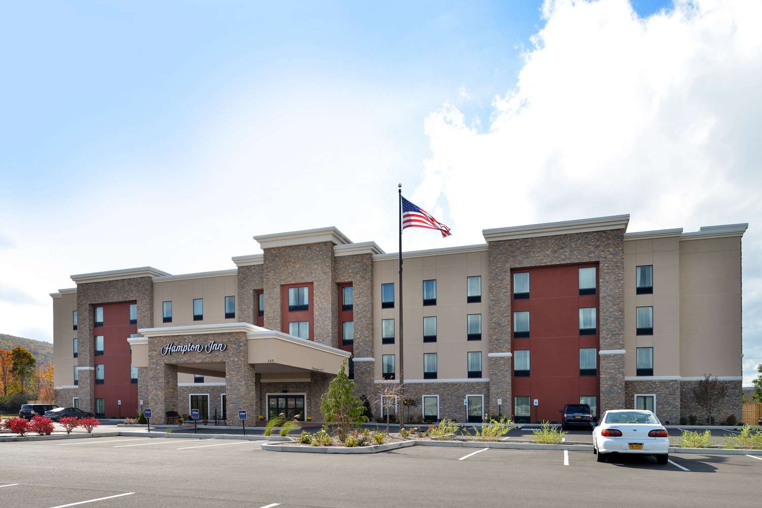 Hampton Inn Corning/Painted Post 1