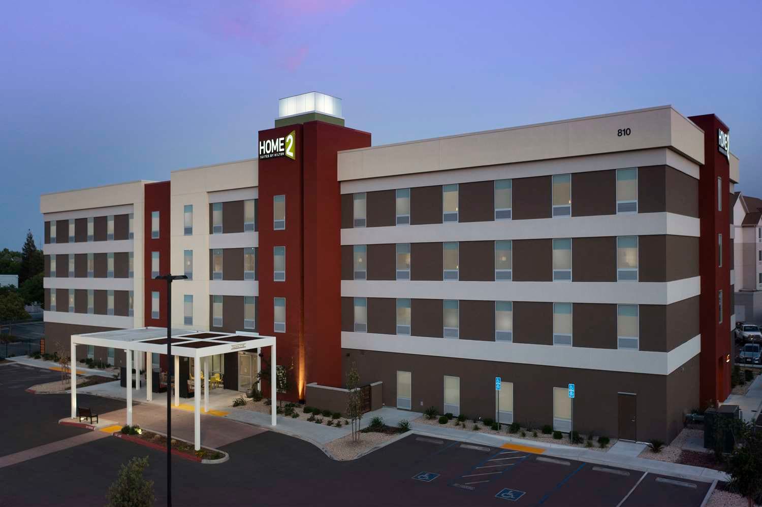 Home2 Suites By Hilton Clovis Fresno Airport 2