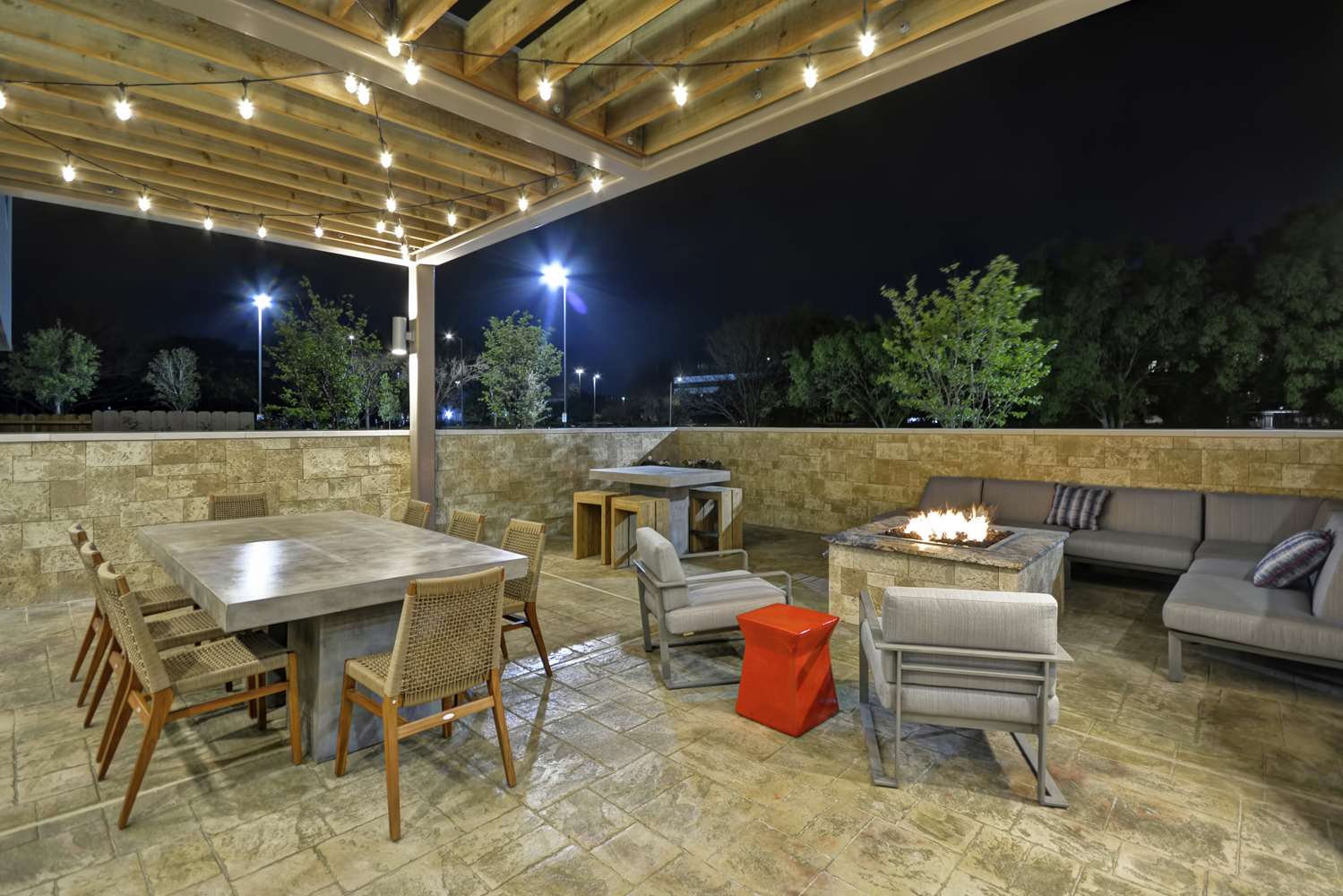 Home2 Suites Houston Westchase 2