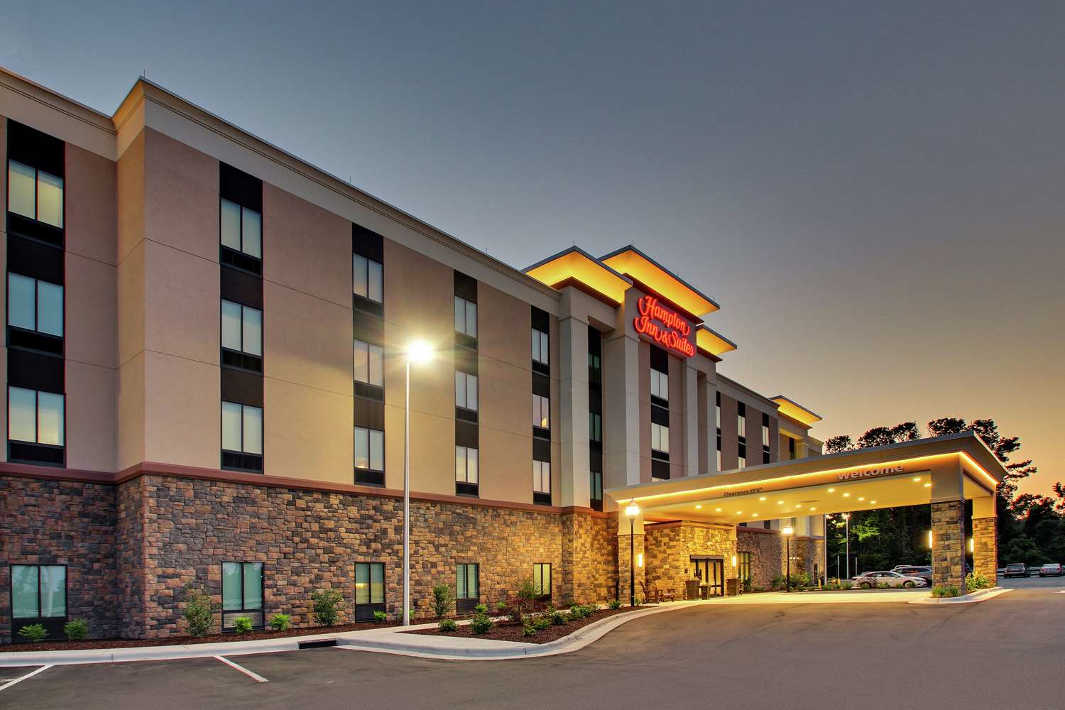 Hampton Inn & Suites By Hilton Southport 1