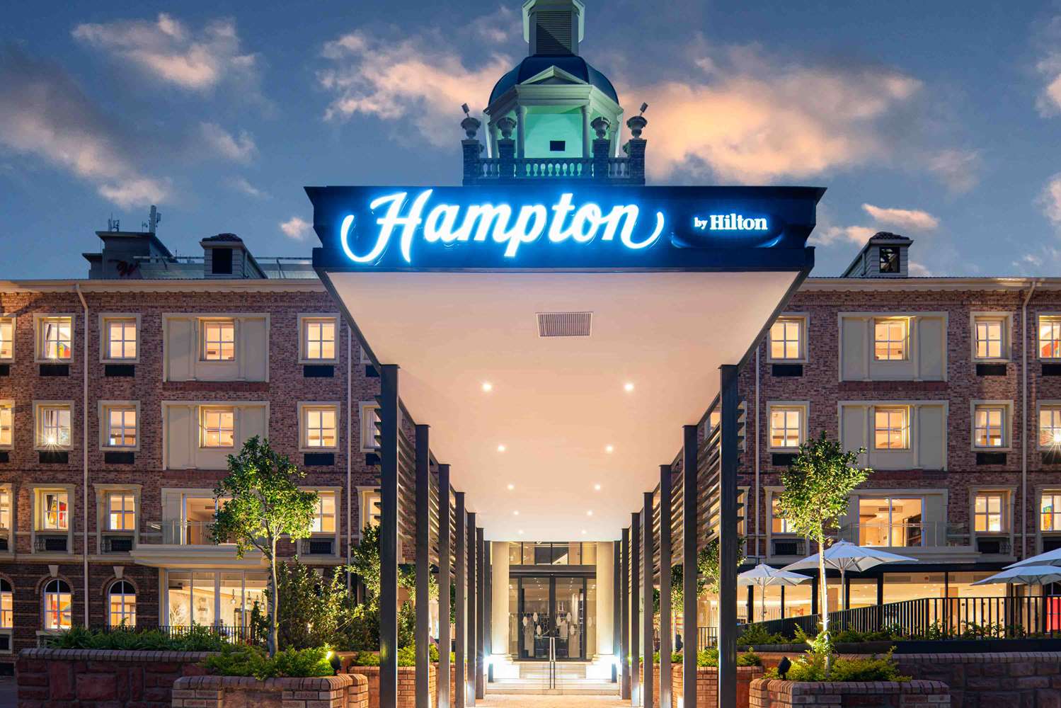 Hampton By Hilton Sandton Grayston 1