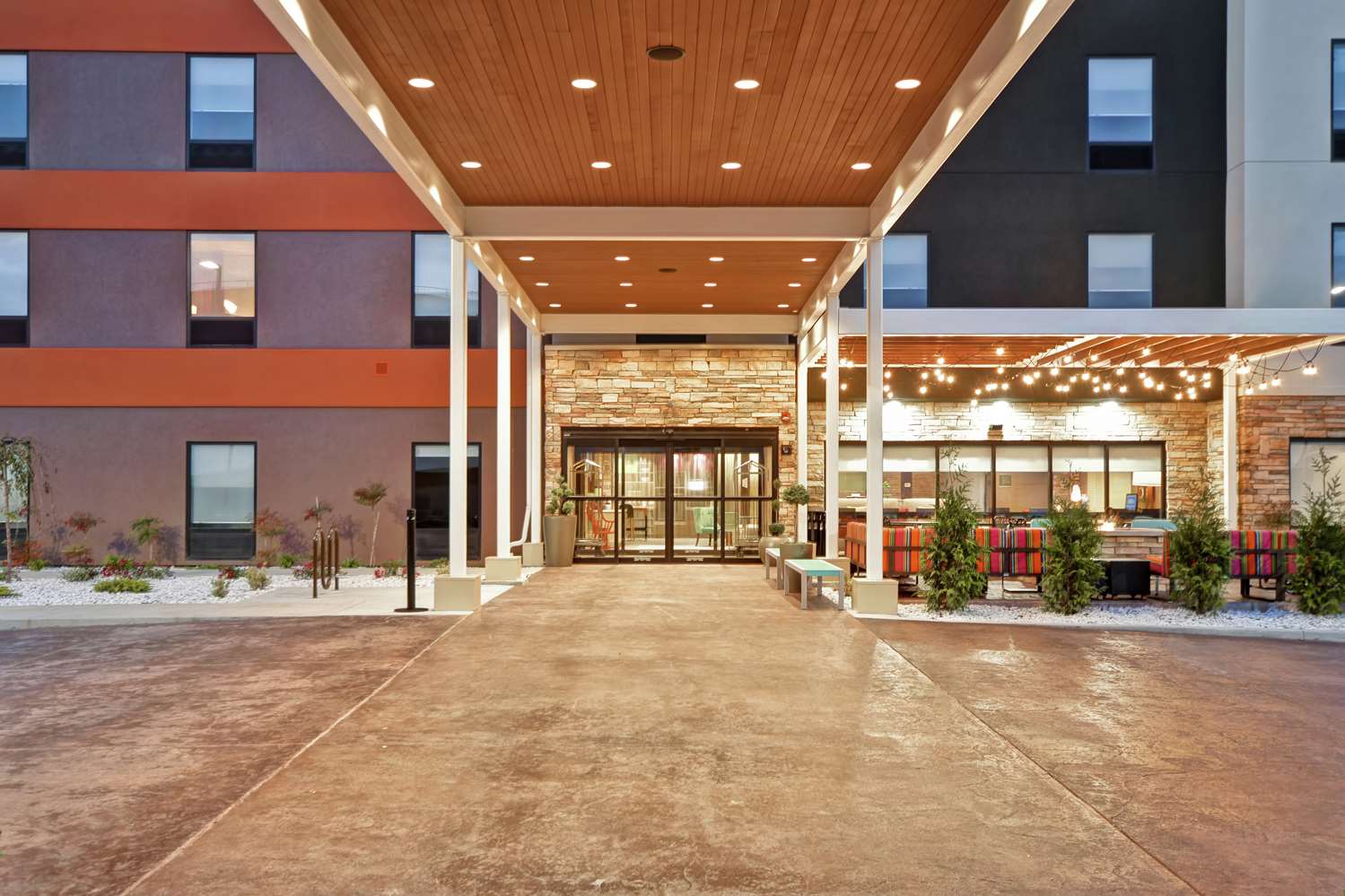 Home2 Suites By Hilton Carbondale 2