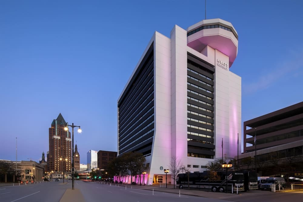 Hyatt Regency Milwaukee 1