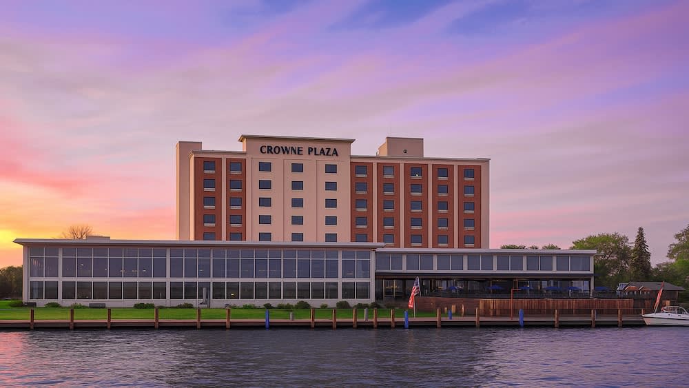 Crowne Plaza Niagara Falls NY - Riverside by IHG 1