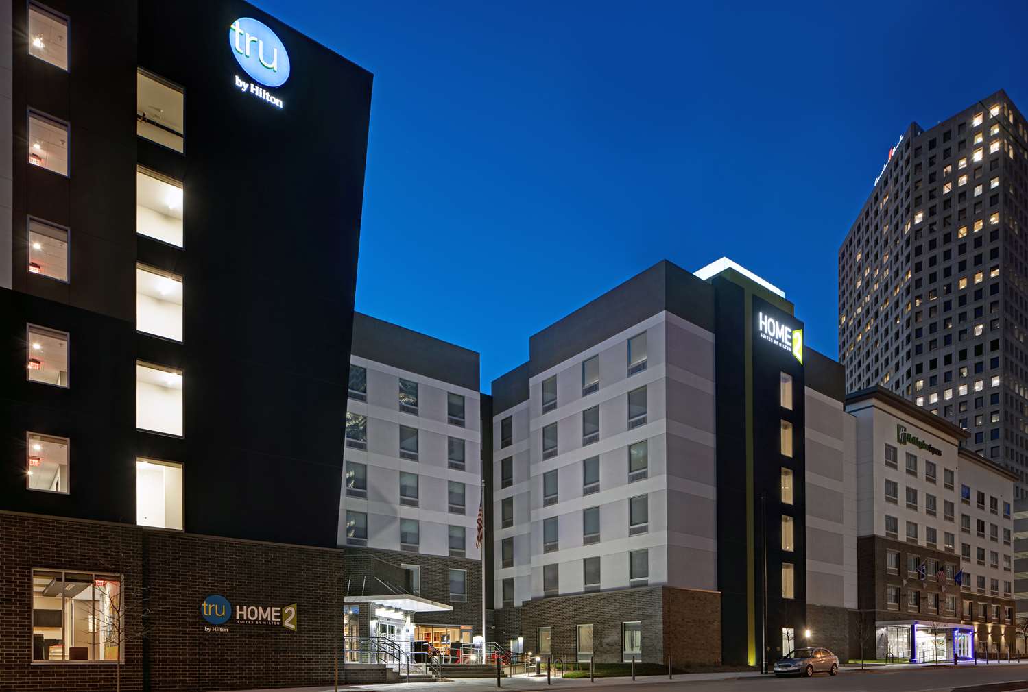 Home2 Suites By Hilton Milwaukee Downtown 2