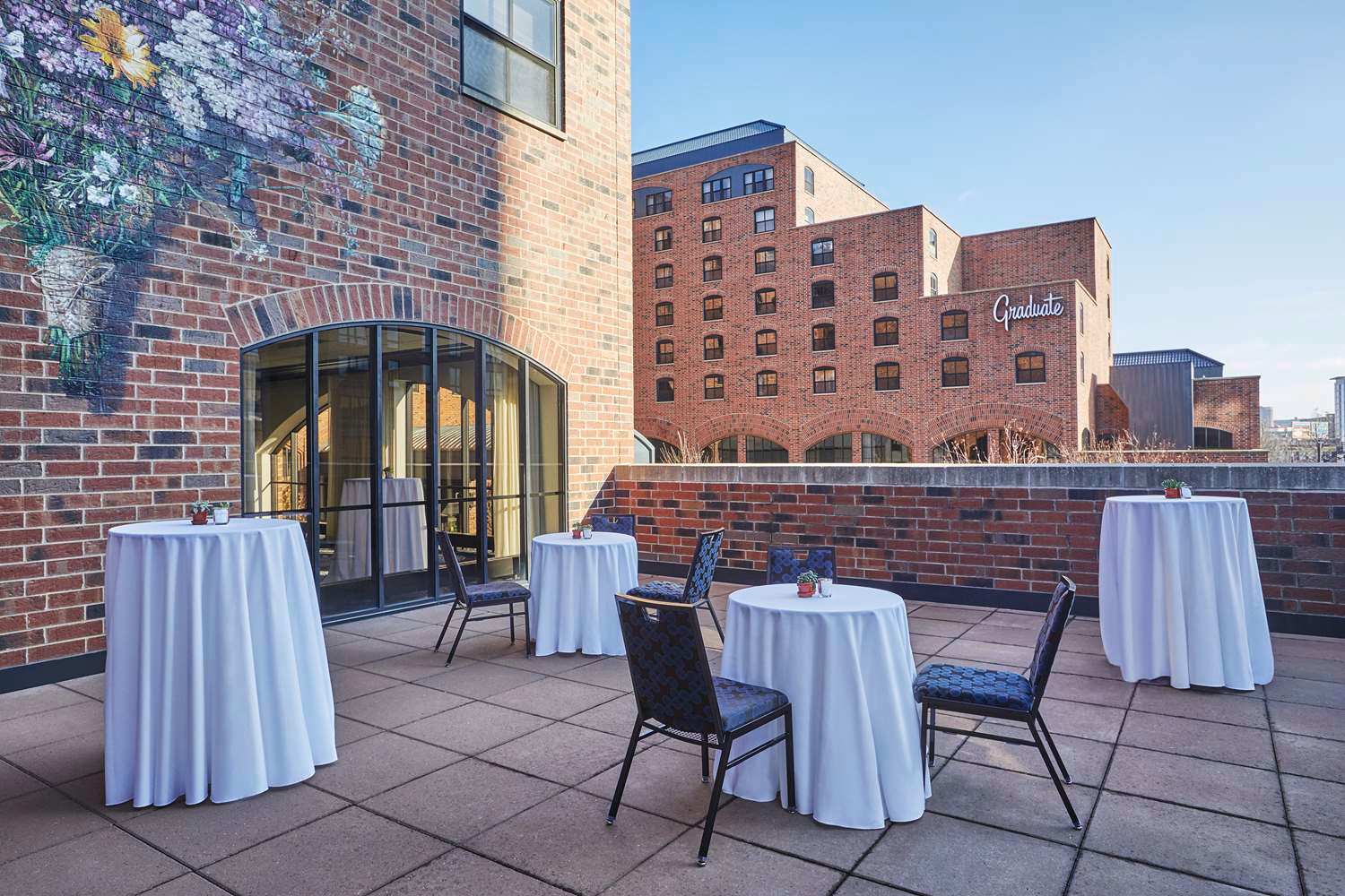Graduate by Hilton Minneapolis 2